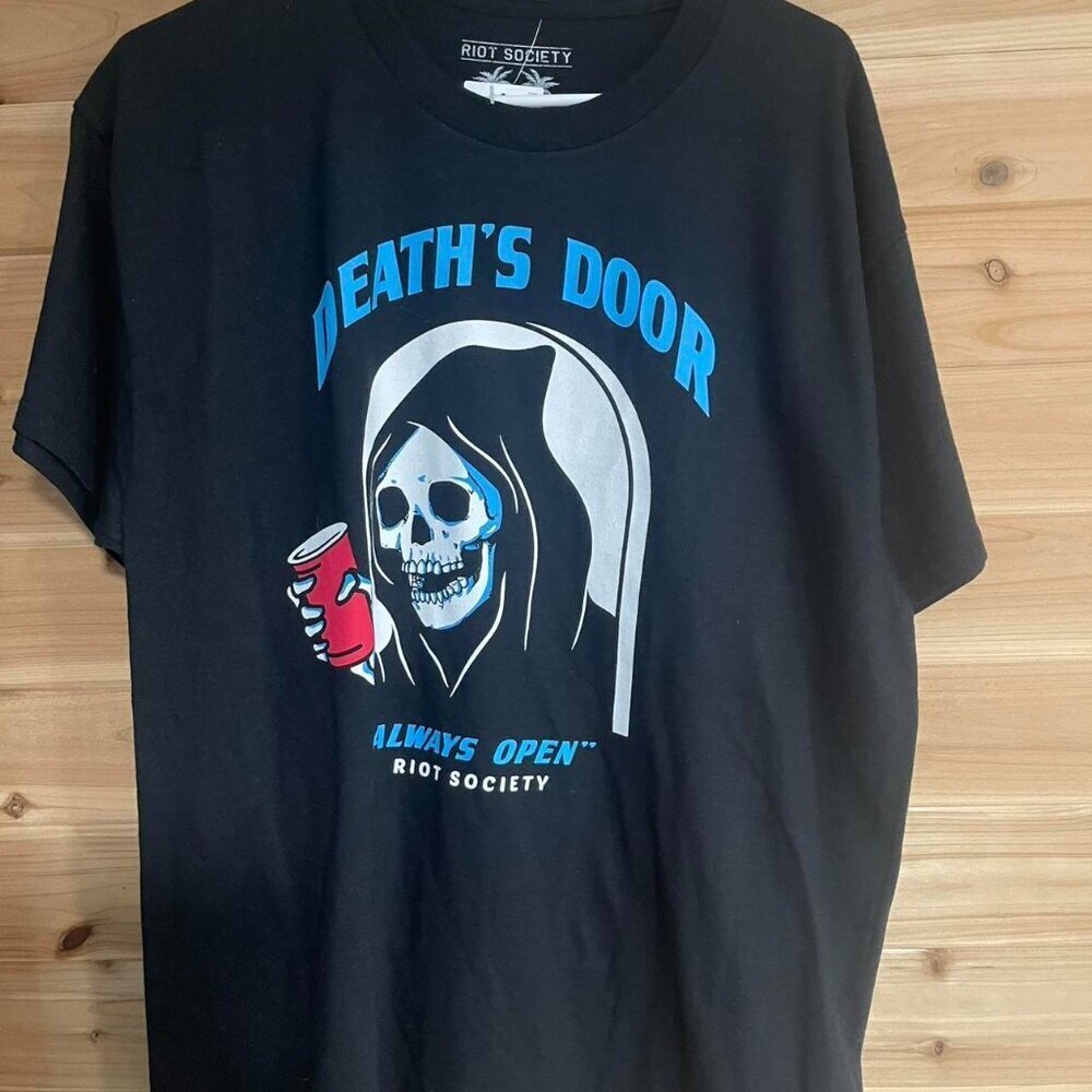 Deaths Door Black And Blue